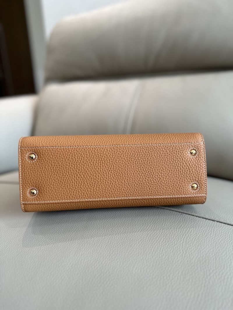 Bv*b*rry top handle bags